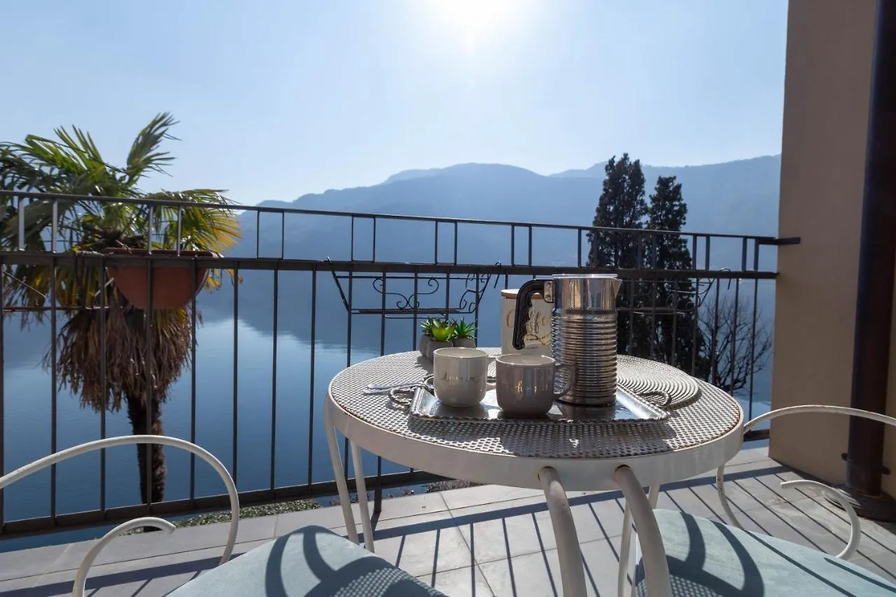 Mamma Ciccia Holiday Home - Waterfront Apartment Mandello del Lario Italie