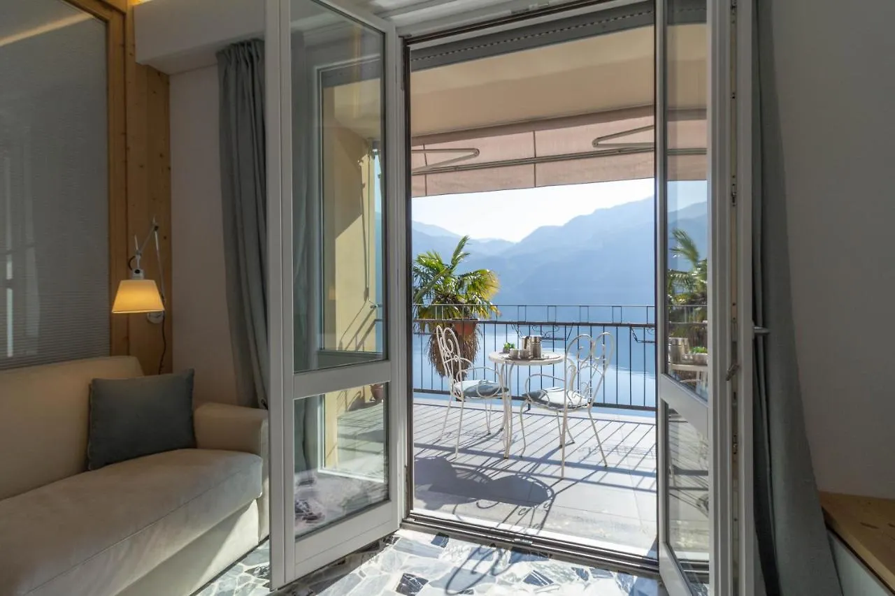 Mamma Ciccia Holiday Home - Waterfront Apartment Mandello del Lario